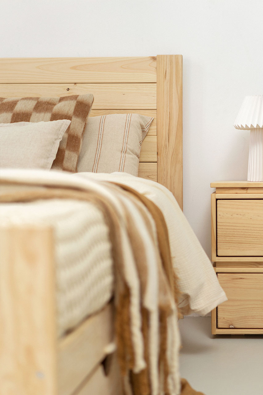 Imagen de ambiente 2 para:Cama doble de madera con cajones